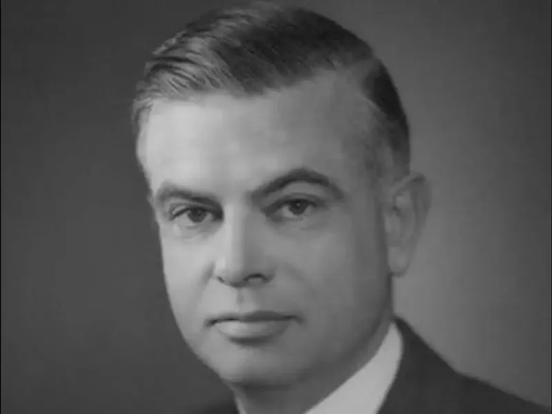 Alfred Winslow Jones, hedge fund pioneer, warns against market trends