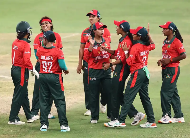 Bangladesh cricket team celebrating on the field