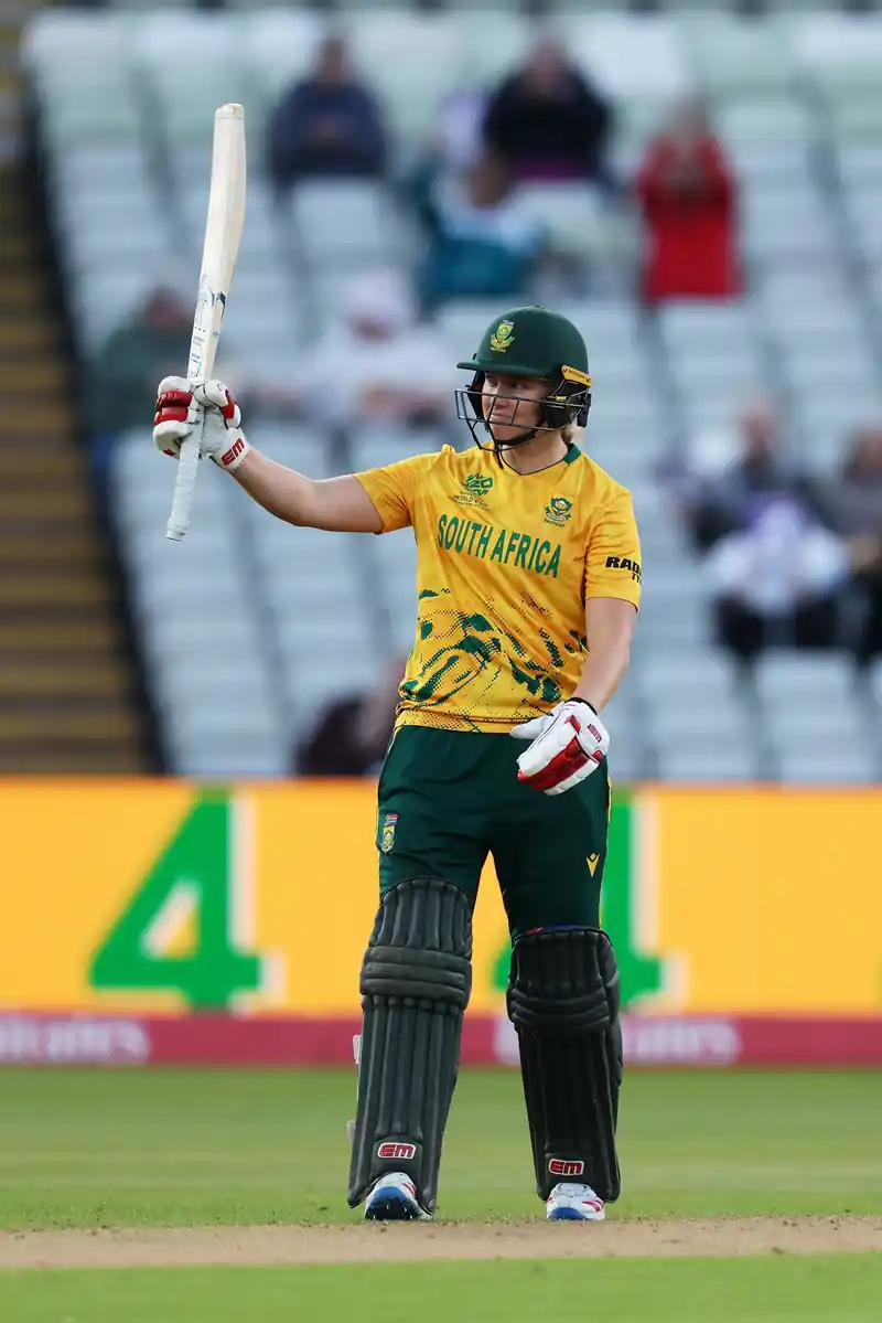 South Africa and Pakistan cricket teams in action during IPL match