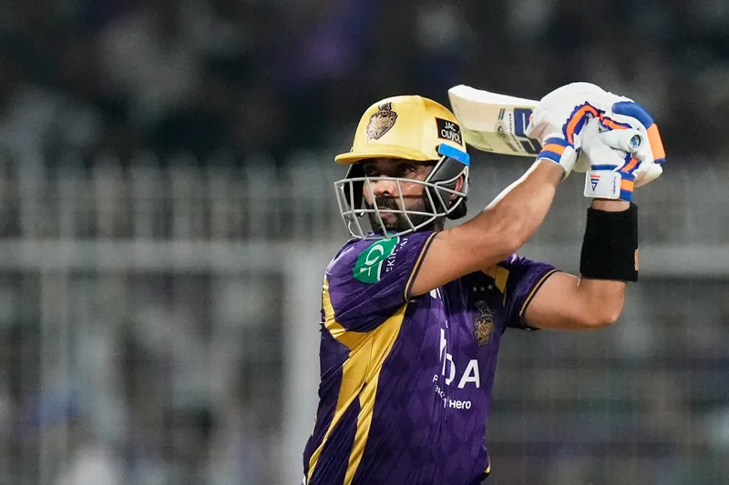 Ajinkya Rahane applauding players during an IPL match