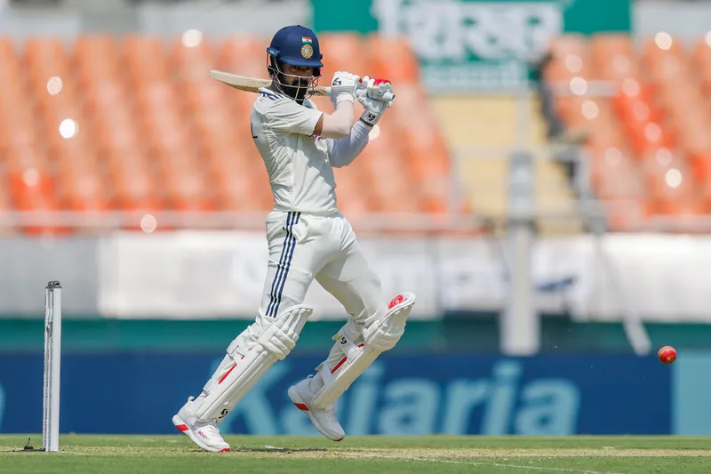 KL Rahul and Shubman Gill celebrating their centuries