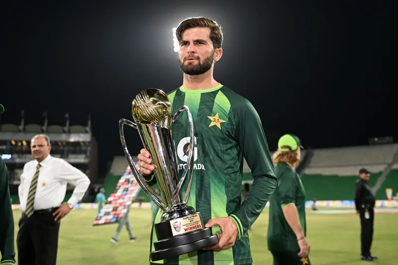 Shaheen Afridi bowling during an ODI match