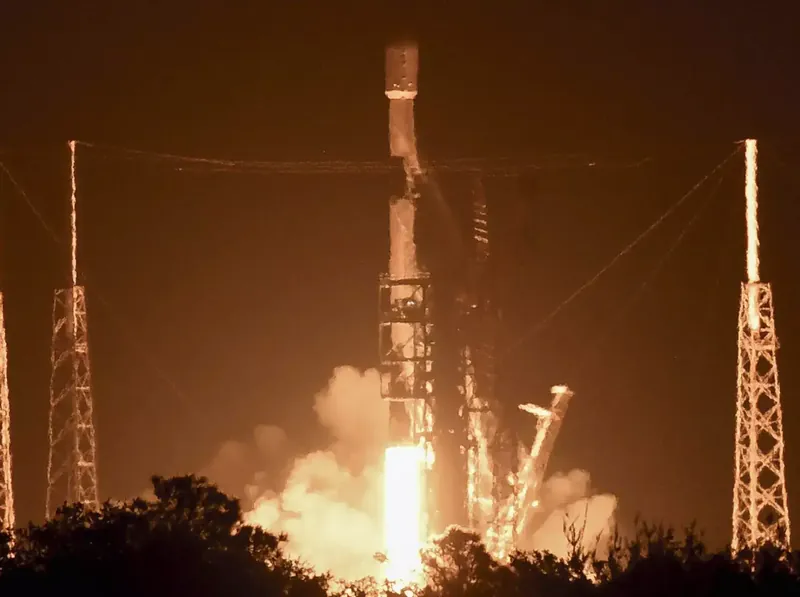 SpaceX stock market chart showing volatility