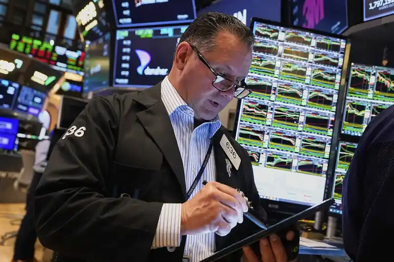 Stock market graph showing tech and chipmaker rebound
