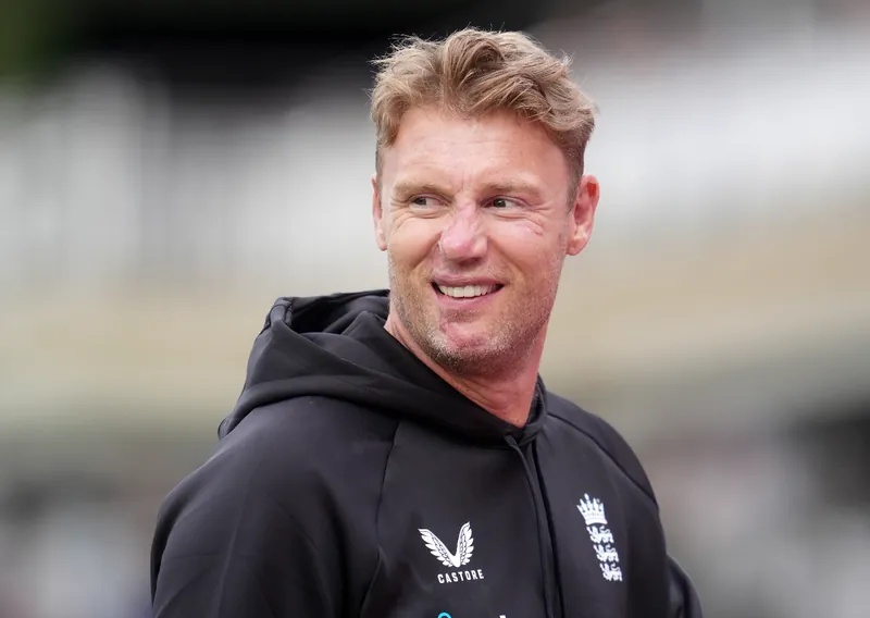 Andrew Flintoff appointed as Sydney Thunder coach