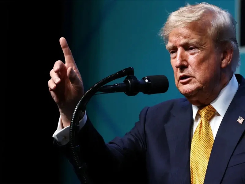 U.S. national debt exceeding $40 trillion during Trump's second term