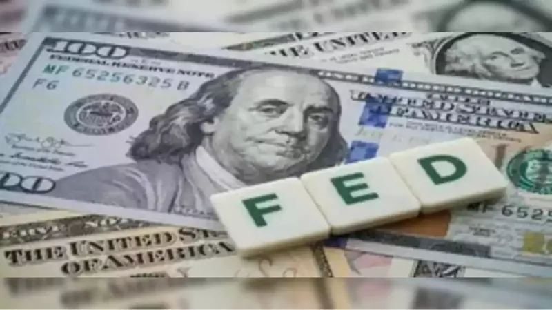US job market resilience amid economic pressures